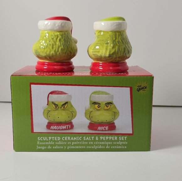 The grinch Dr seuss salt and pepper shaker set ceramic naughty nice new - Picture 2 of 2